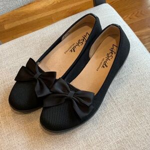 Life Stride Women's Black Bow Flats